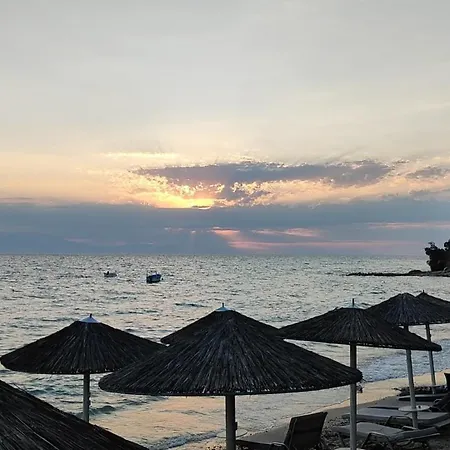 Sivirilovelyapartment Διαμέρισμα *